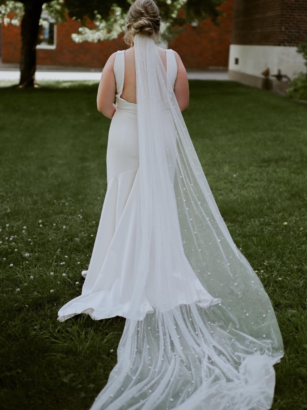 White Bridal Veil with Pearled Detail - Cathedral 108â